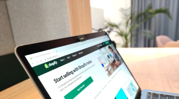 Dlaczego warto wdrożyć w firmie Shopify B2B